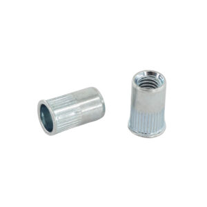 Écrou à sertir inox M5 résistant à la corrosion