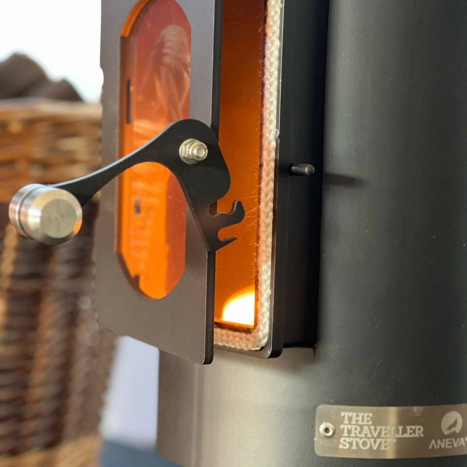 Petit Poêle à Bois 3.9 kW Traveller camion et tiny house