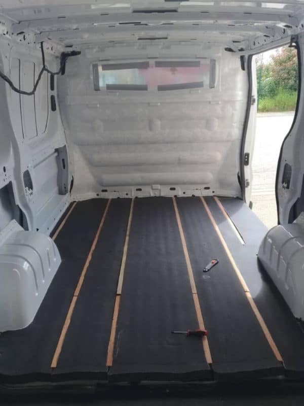 Armaflex Comment bien Isoler un Fourgon étapes, prix